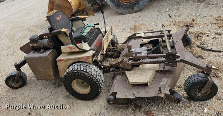 image for item EJ6005 Grasshopper  928D ZTR lawn mower