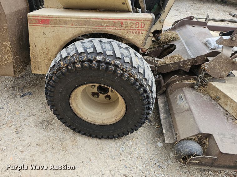 image for item EJ6005 Grasshopper  928D ZTR lawn mower