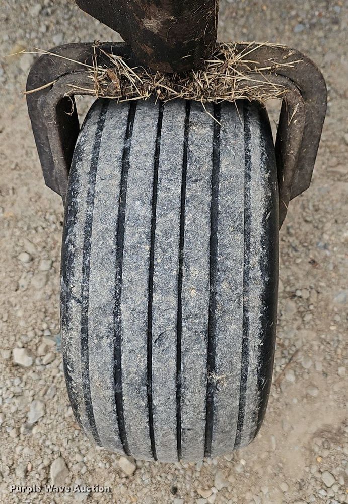 image for item EJ6005 Grasshopper  928D ZTR lawn mower