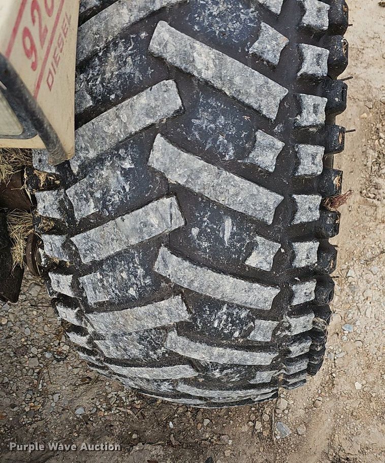 image for item EJ6005 Grasshopper  928D ZTR lawn mower