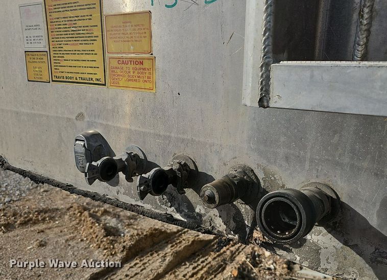 image for item EJ6007 2013 Travis Body 48FT. S/102 walking floor trailer