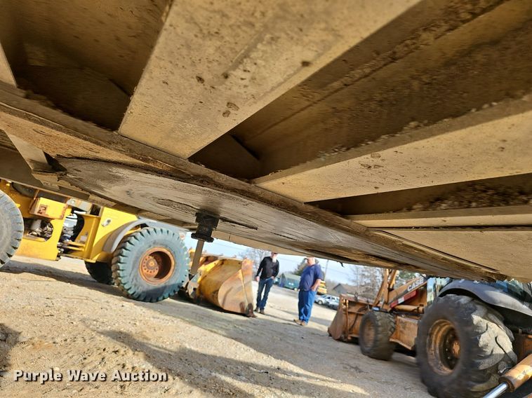 image for item EJ6007 2013 Travis Body 48FT. S/102 walking floor trailer