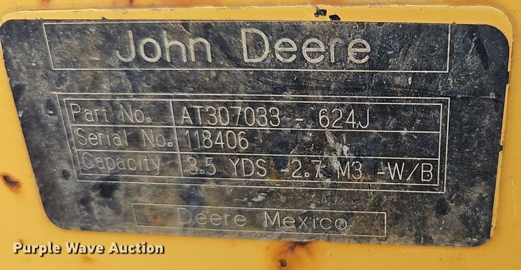 image for item EJ6008 2004 John Deere 624J wheel loader