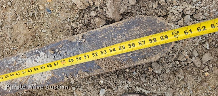 image for item EJ6008 2004 John Deere 624J wheel loader