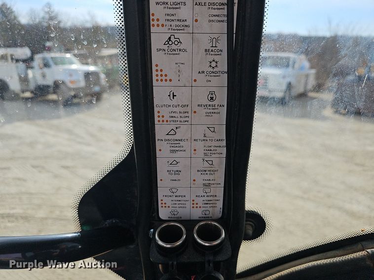 image for item EJ6008 2004 John Deere 624J wheel loader