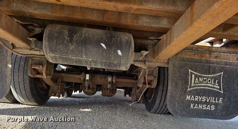 image for item EJ6009 1988 Landoll  drop deck trailer