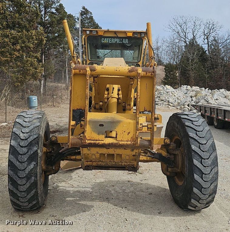 image for item EJ6010 2004 Caterpillar  143H motor grader