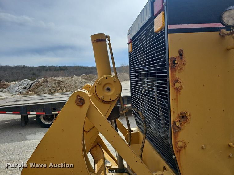 image for item EJ6010 2004 Caterpillar  143H motor grader