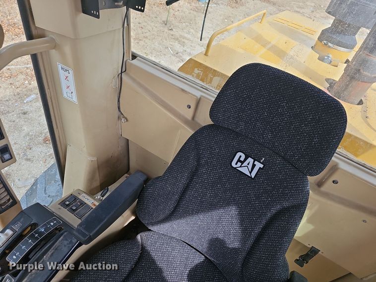 image for item EJ6010 2004 Caterpillar  143H motor grader