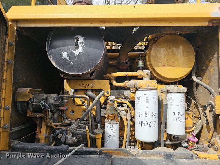 image for item EJ6010 2004 Caterpillar  143H motor grader