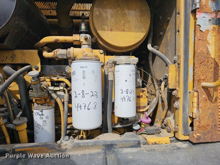 image for item EJ6010 2004 Caterpillar  143H motor grader