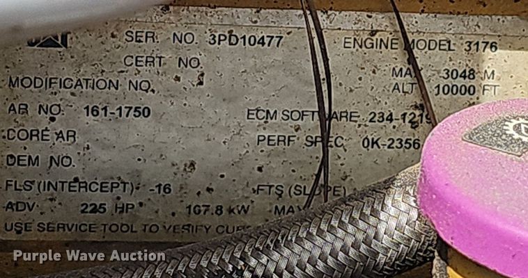 image for item EJ6010 2004 Caterpillar  143H motor grader