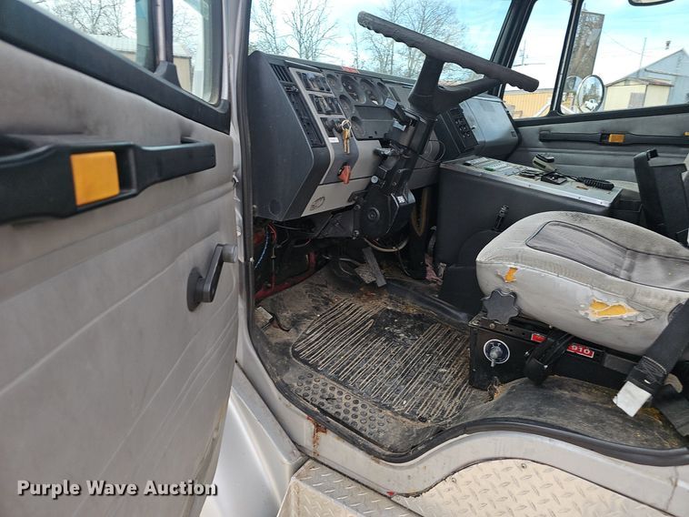 image for item EJ6011 1998 Freightliner FL60 ambulance