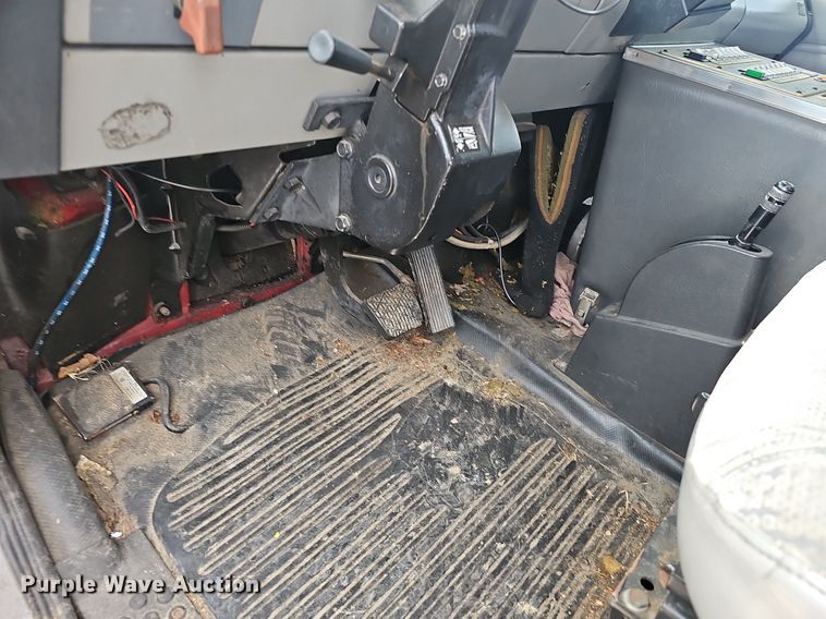 image for item EJ6011 1998 Freightliner FL60 ambulance