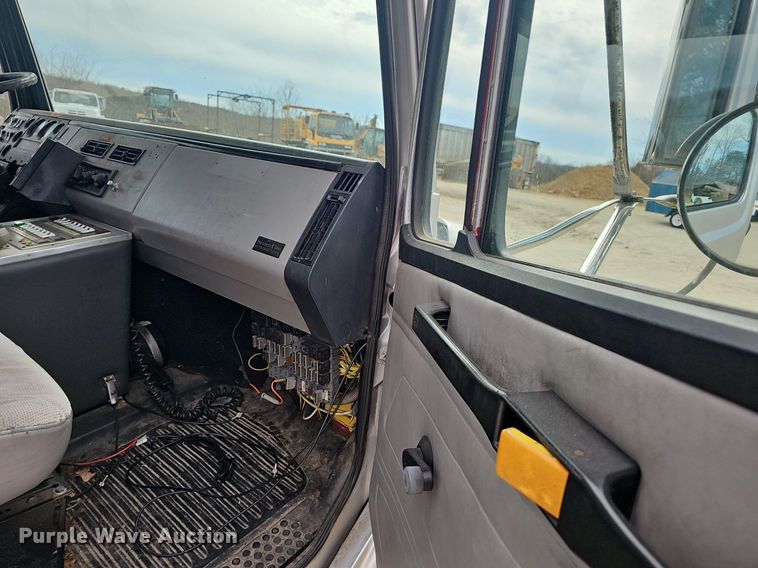 image for item EJ6011 1998 Freightliner FL60 ambulance