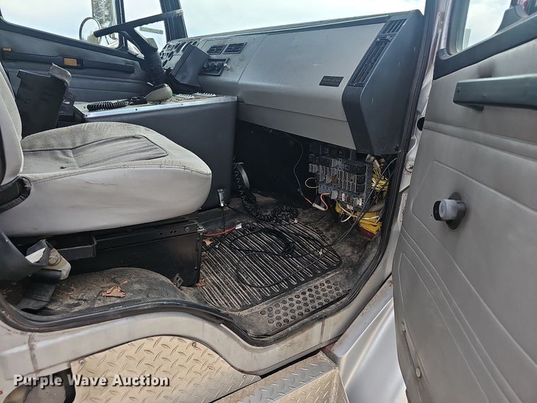 image for item EJ6011 1998 Freightliner FL60 ambulance