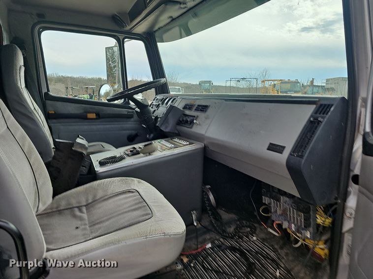 image for item EJ6011 1998 Freightliner FL60 ambulance