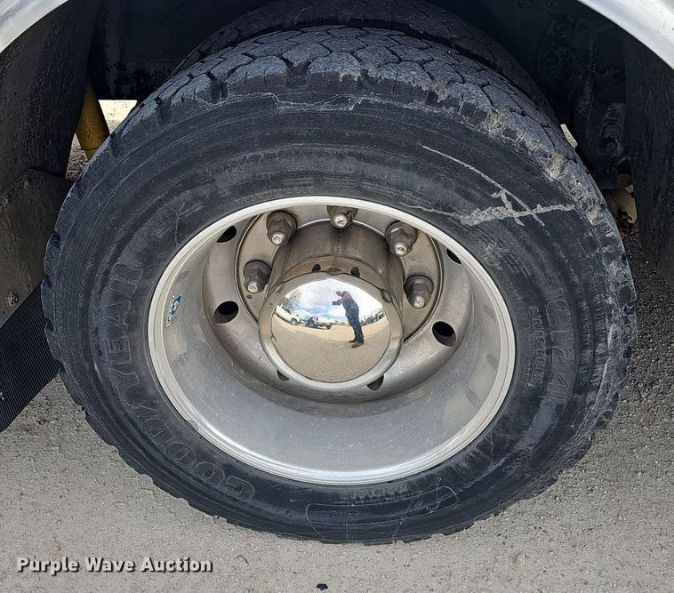 image for item EJ6011 1998 Freightliner FL60 ambulance