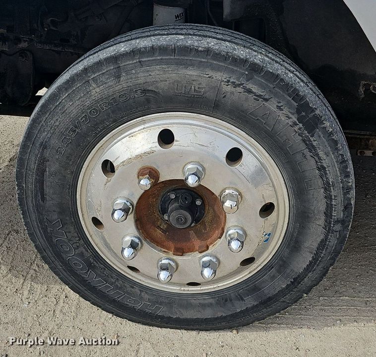 image for item EJ6011 1998 Freightliner FL60 ambulance