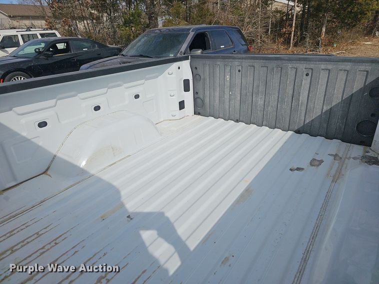 image for item EJ6012 2019 Chevrolet Silverado 1500 Crew Cab pickup truck