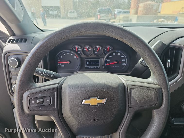 image for item EJ6012 2019 Chevrolet Silverado 1500 Crew Cab pickup truck