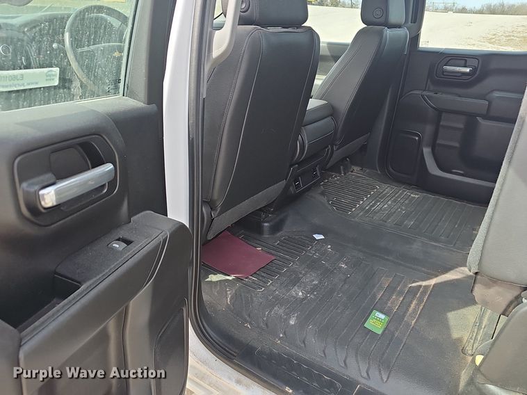 image for item EJ6012 2019 Chevrolet Silverado 1500 Crew Cab pickup truck