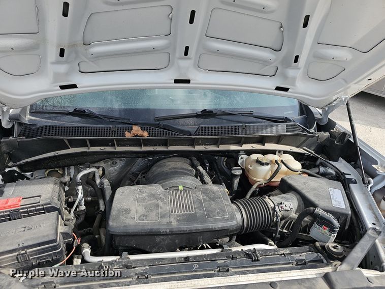 image for item EJ6012 2019 Chevrolet Silverado 1500 Crew Cab pickup truck