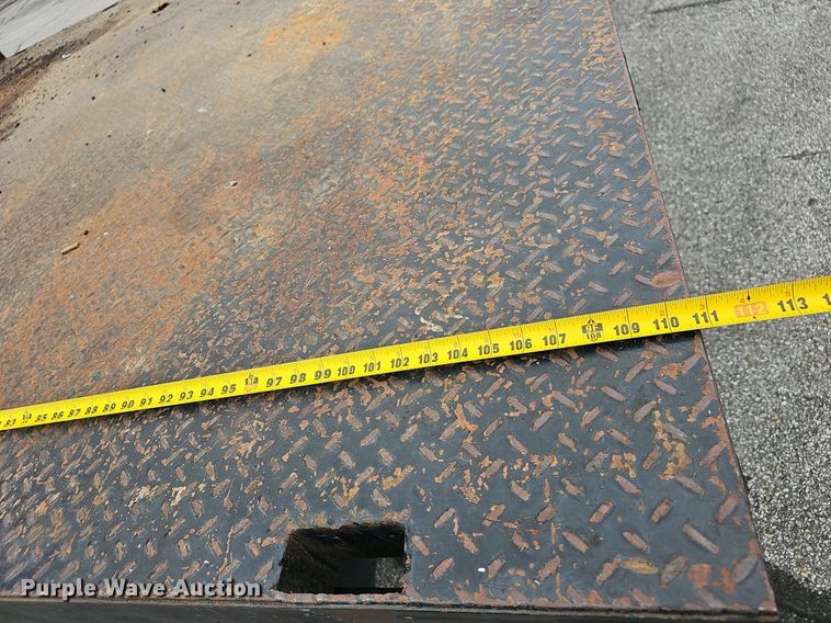 image for item EJ6082 2010 Dodge Ram 5500HD Quad Cab flatbed truck