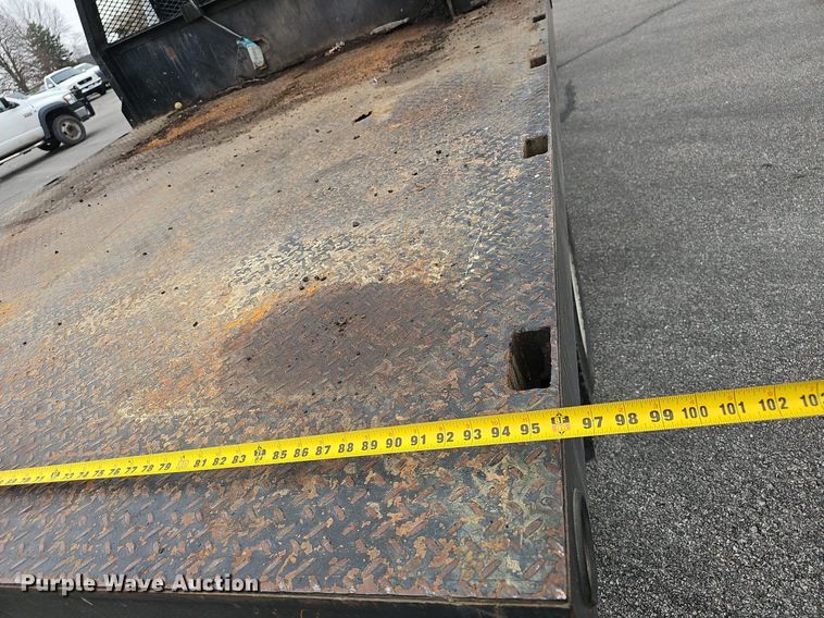 image for item EJ6082 2010 Dodge Ram 5500HD Quad Cab flatbed truck