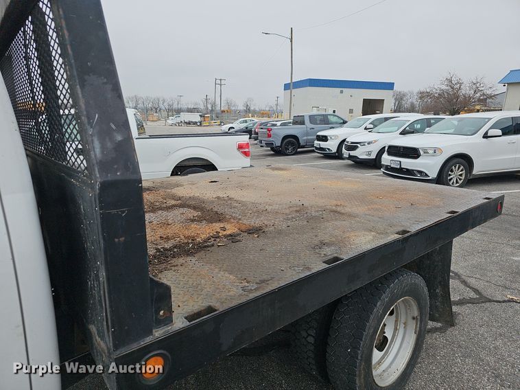 image for item EJ6082 2010 Dodge Ram 5500HD Quad Cab flatbed truck