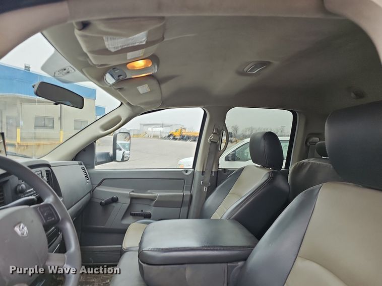 image for item EJ6082 2010 Dodge Ram 5500HD Quad Cab flatbed truck