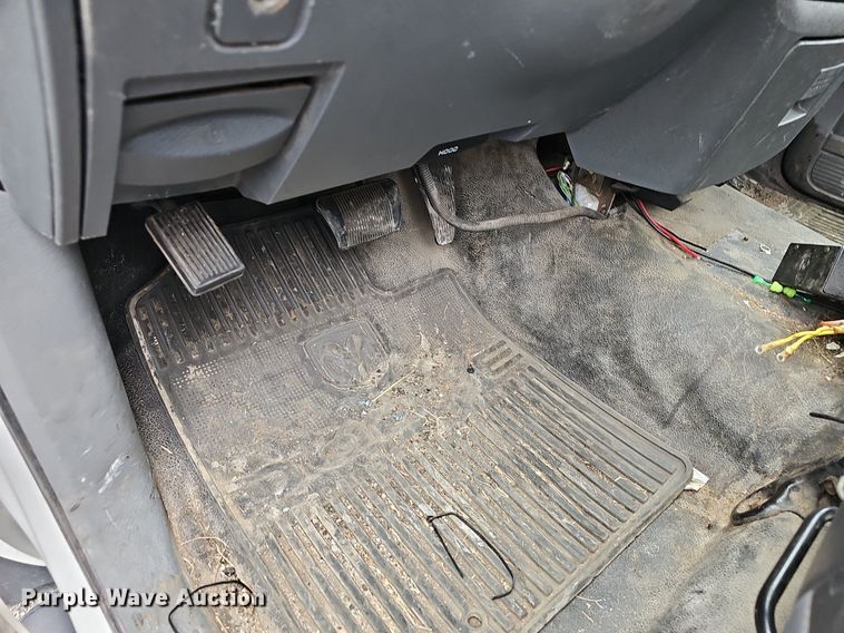 image for item EJ6082 2010 Dodge Ram 5500HD Quad Cab flatbed truck