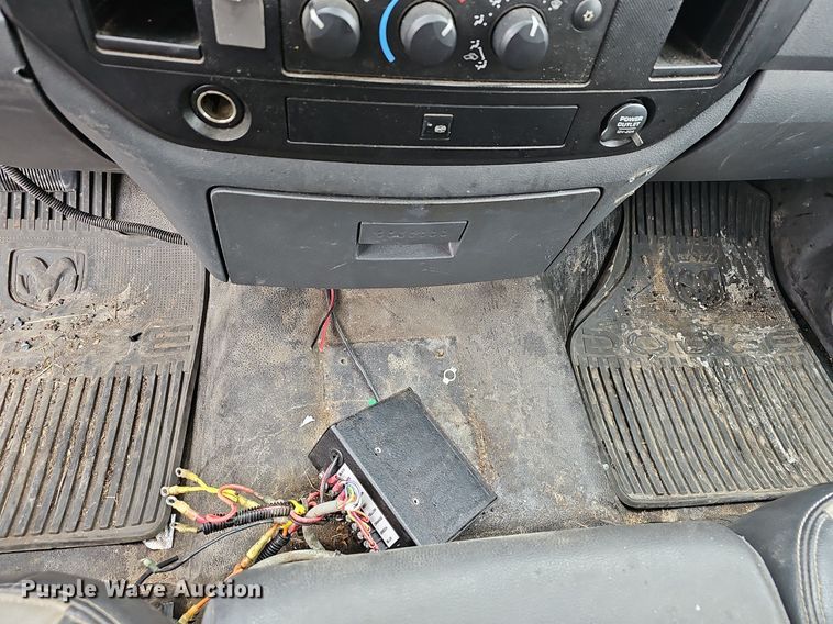 image for item EJ6082 2010 Dodge Ram 5500HD Quad Cab flatbed truck