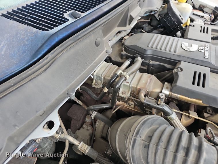 image for item EJ6082 2010 Dodge Ram 5500HD Quad Cab flatbed truck