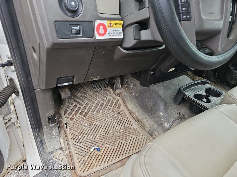 image for item EJ6083 2009 Ford  F150 SuperCab pickup truck