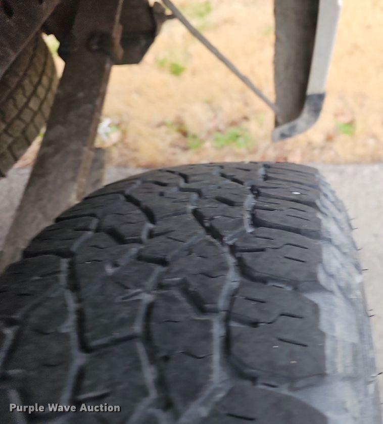 image for item EJ6083 2009 Ford  F150 SuperCab pickup truck