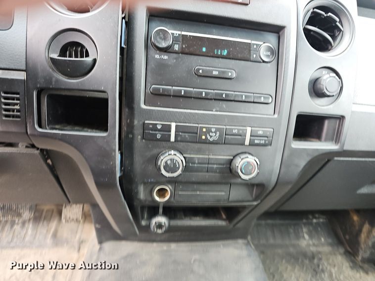 image for item EJ6084 2013 Ford F150 SuperCab pickup truck