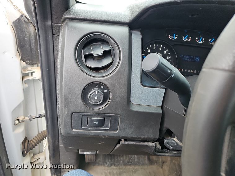 image for item EJ6084 2013 Ford F150 SuperCab pickup truck