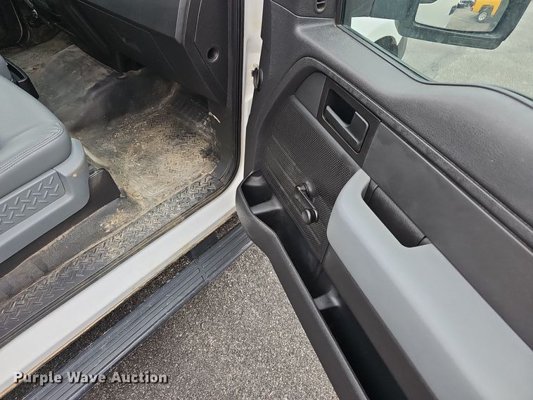 image for item EJ6084 2013 Ford F150 SuperCab pickup truck