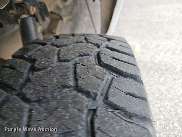 image for item EJ6084 2013 Ford F150 SuperCab pickup truck