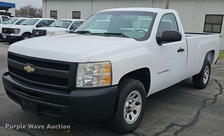 image for item EJ6086 2011 Chevrolet Silverado 1500 pickup truck