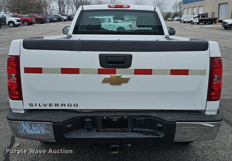 image for item EJ6086 2011 Chevrolet Silverado 1500 pickup truck