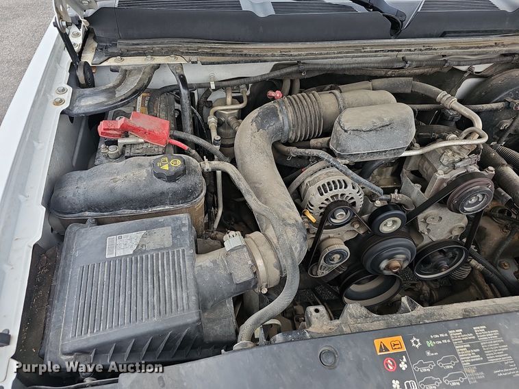 image for item EJ6086 2011 Chevrolet Silverado 1500 pickup truck