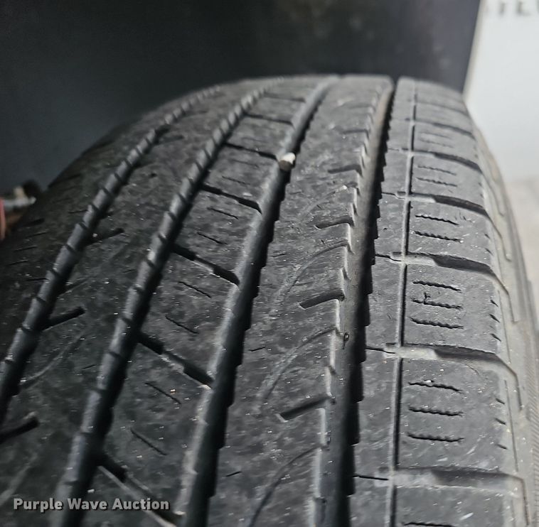 image for item EJ6086 2011 Chevrolet Silverado 1500 pickup truck