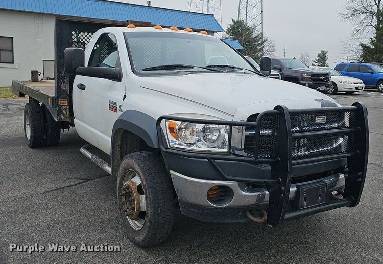 image for item EJ6087 2008 Dodge Ram 4500 flatbed truck
