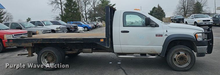 image for item EJ6087 2008 Dodge Ram 4500 flatbed truck