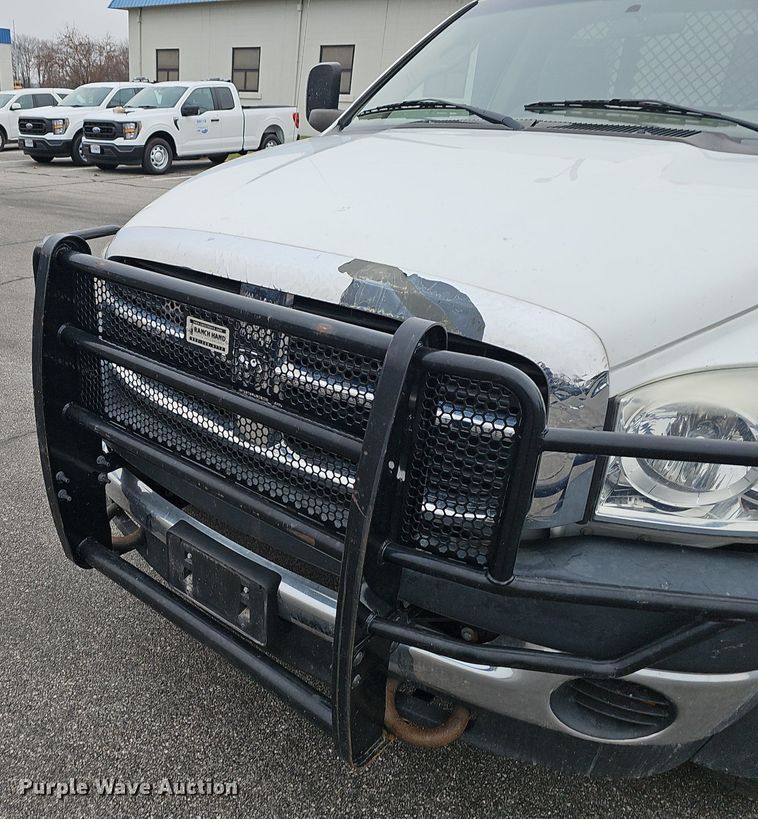 image for item EJ6087 2008 Dodge Ram 4500 flatbed truck