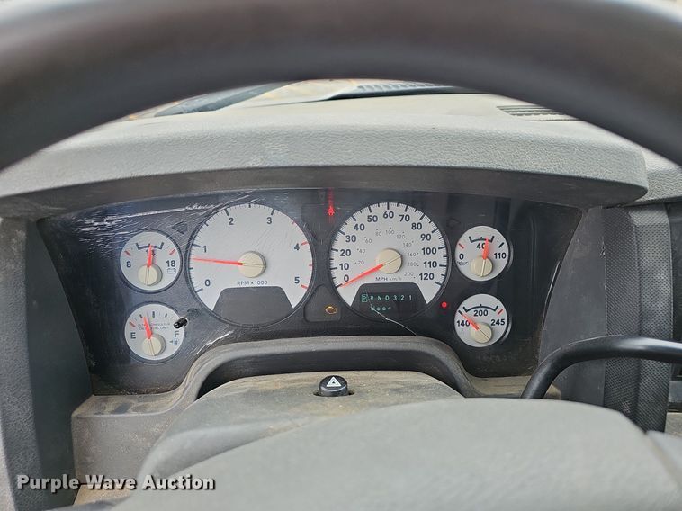 image for item EJ6087 2008 Dodge Ram 4500 flatbed truck