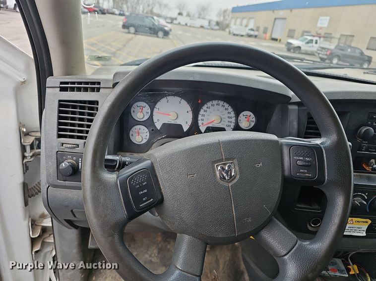 image for item EJ6087 2008 Dodge Ram 4500 flatbed truck