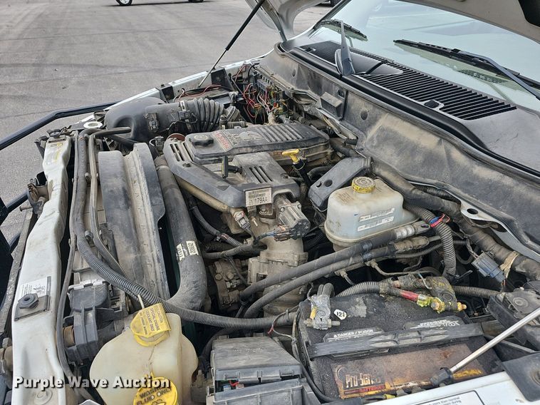 image for item EJ6087 2008 Dodge Ram 4500 flatbed truck